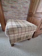 Comfortabele hocker met Schotse ruit - Gebruikt, Ophalen, Minder dan 50 cm, Gebruikt, Vierkant