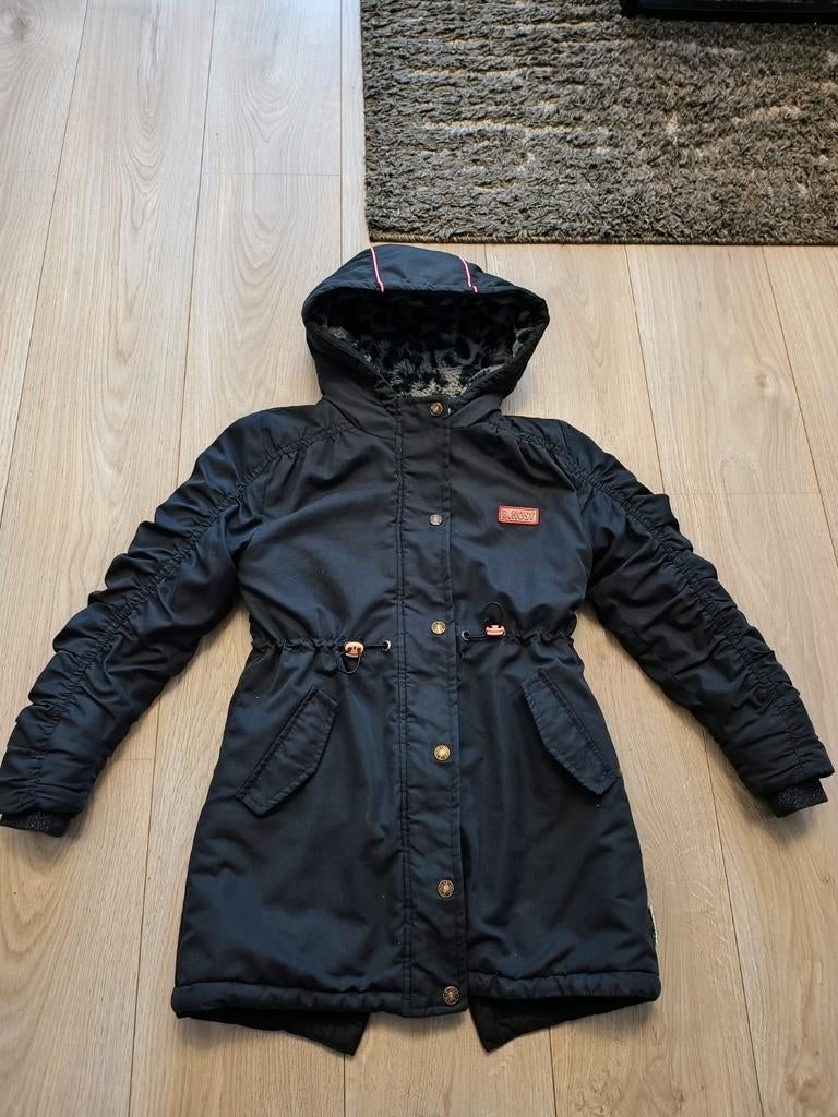 B Nosy meisjes winterjas 134-140, Ophalen, Zo goed als nieuw, Maat 34 (XS) of kleiner, Zwart