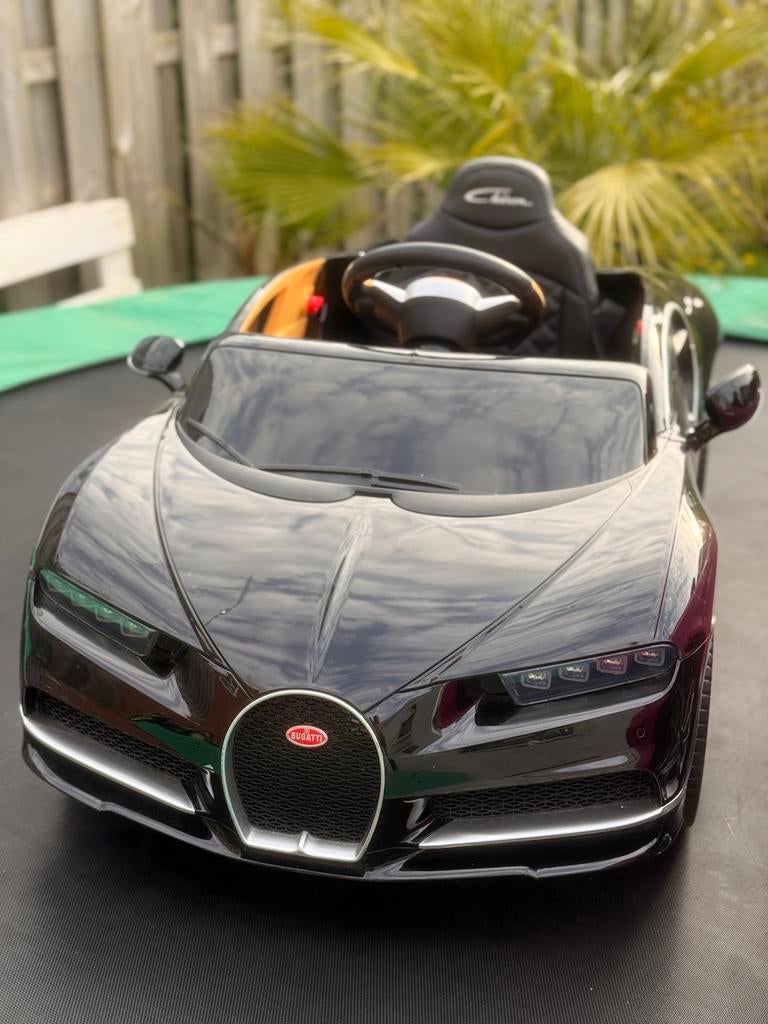 Zwarte Bugatti Chiron kinderauto, Ophalen, Gebruikt