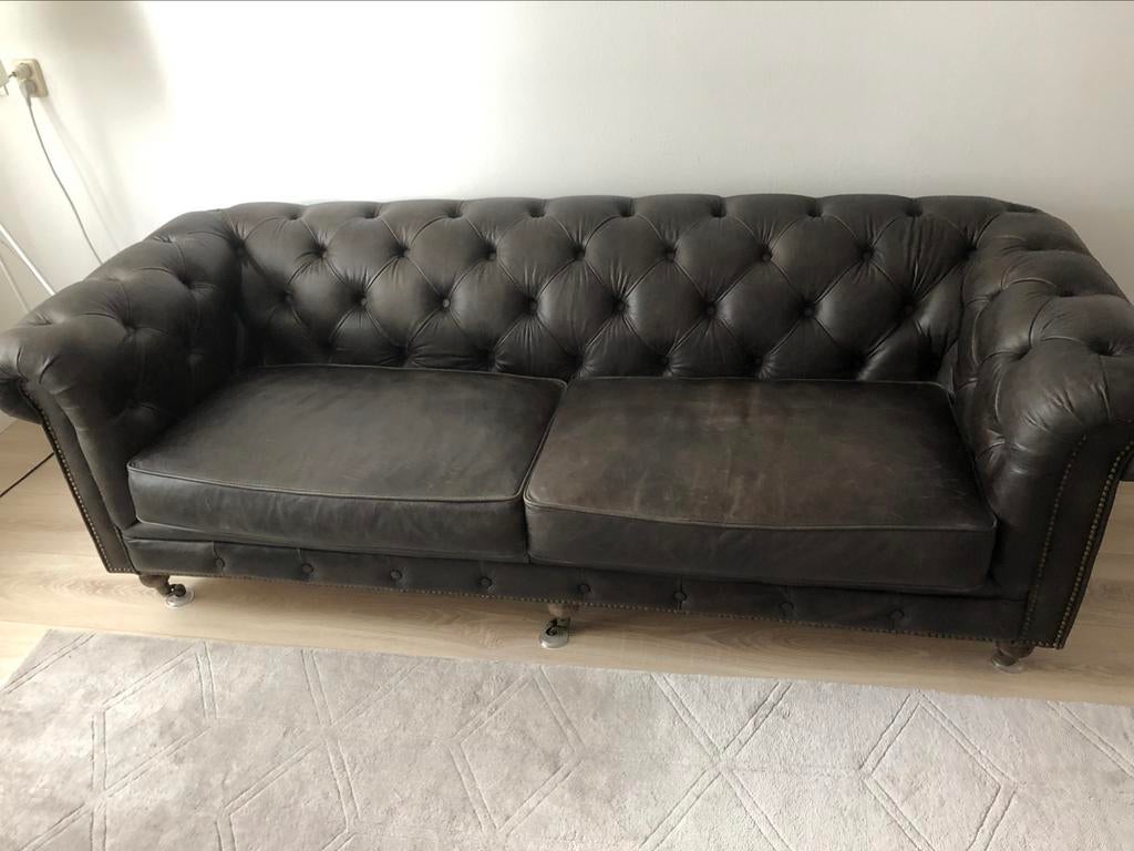 Chesterfield Eleonora grijs/ bruin vintage, Huis en Inrichting, Ophalen, Gebruikt, Driepersoons, Rechte bank