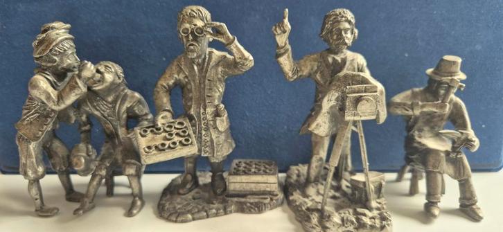 Vintage Tinnen Vakwerklui Beeldjes - Set van 4, Antiek en Kunst, Antiek | Tin, Ophalen of Verzenden