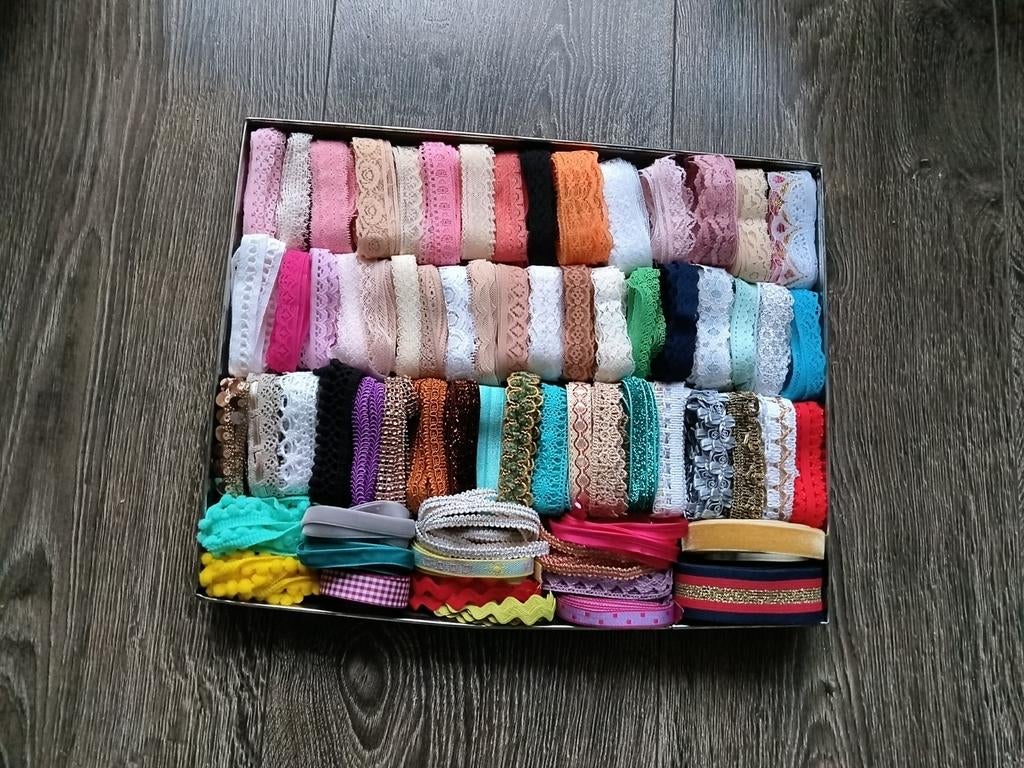 100 meter lint band en kant, Ophalen of Verzenden, Nieuw, Versiering of Embellishment