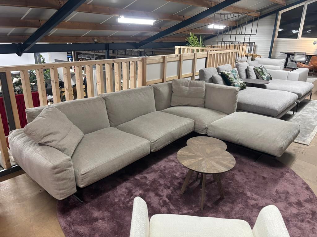 Flexform Softdream hoekbank 280x195cm stof cat Extra Ermo, 125 cm of meer, Info@micheldethouars.nl, Flexform, 125 cm of meer