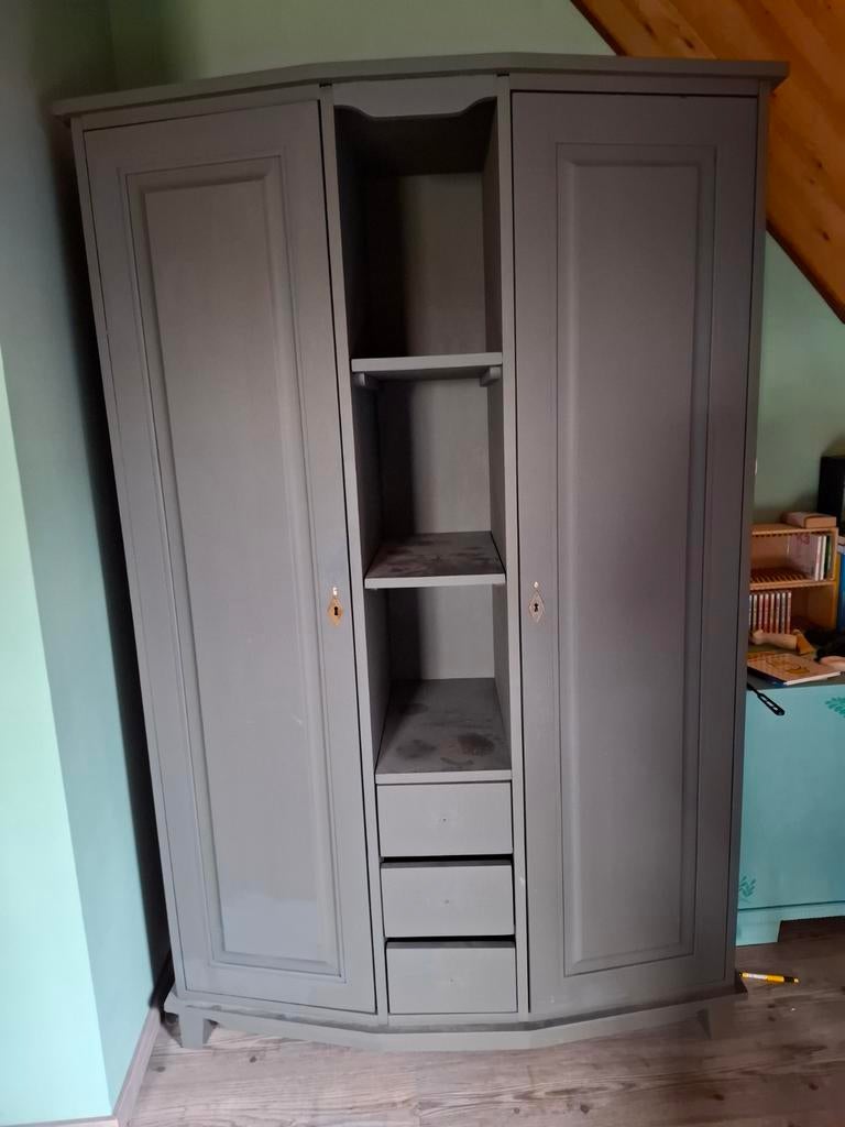 Leuke kledingkast, Huis en Inrichting, Kasten | Kledingkasten, Ophalen, Gebruikt, 100 tot 150 cm, 150 tot 200 cm