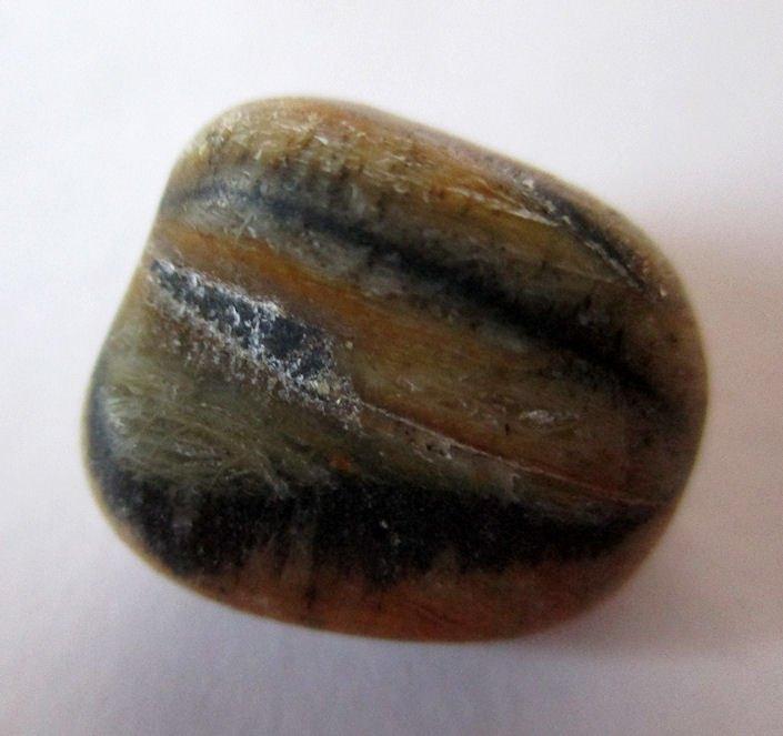 Chiastoliet - kruissteentje - andalusiet, Verzamelen, Mineralen en Fossielen, Mineraal, Ophalen of Verzenden