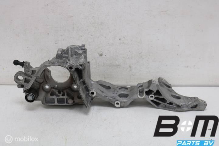 Steun dynamo + aircocompressor VW Golf 6 04L903143B, Gebruikt