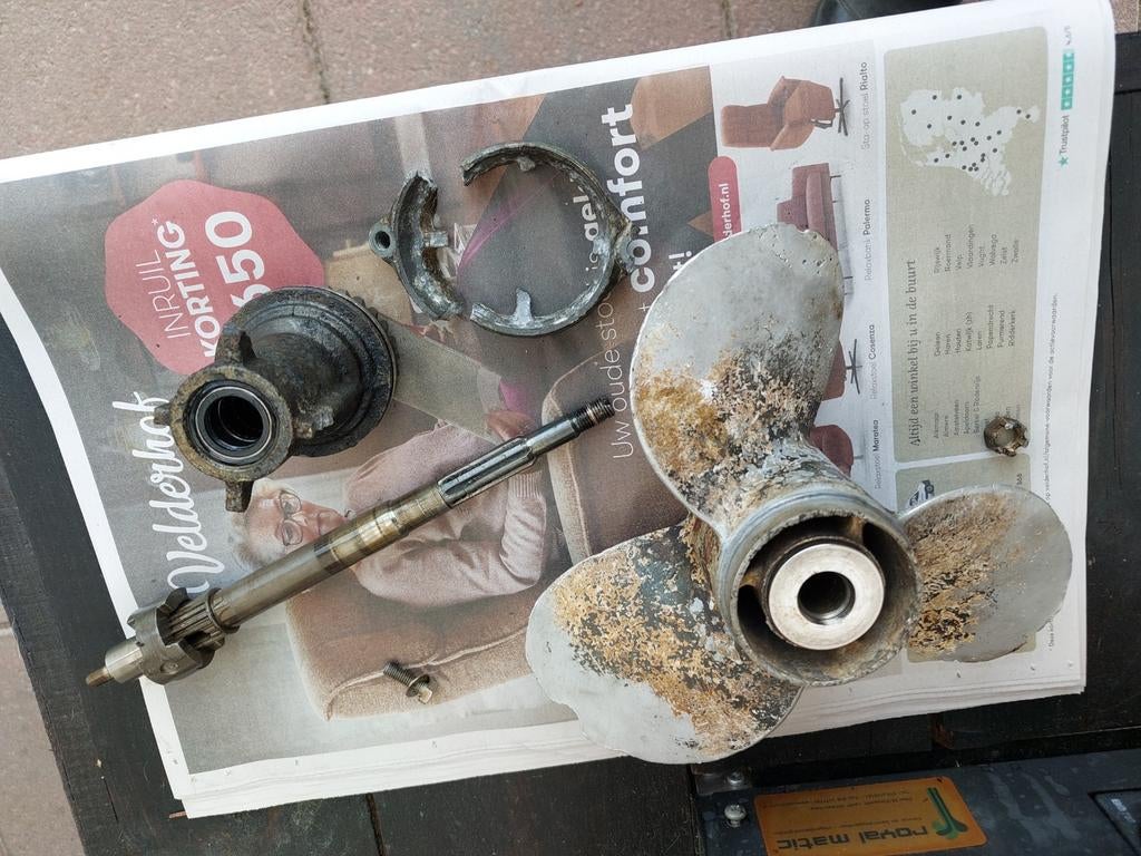 Gevraagd Honda buitenboordmotor onderdelen - Gebruikt, Watersport en Boten, Bootonderdelen, Ophalen of Verzenden, Gebruikt, Motor en Techniek