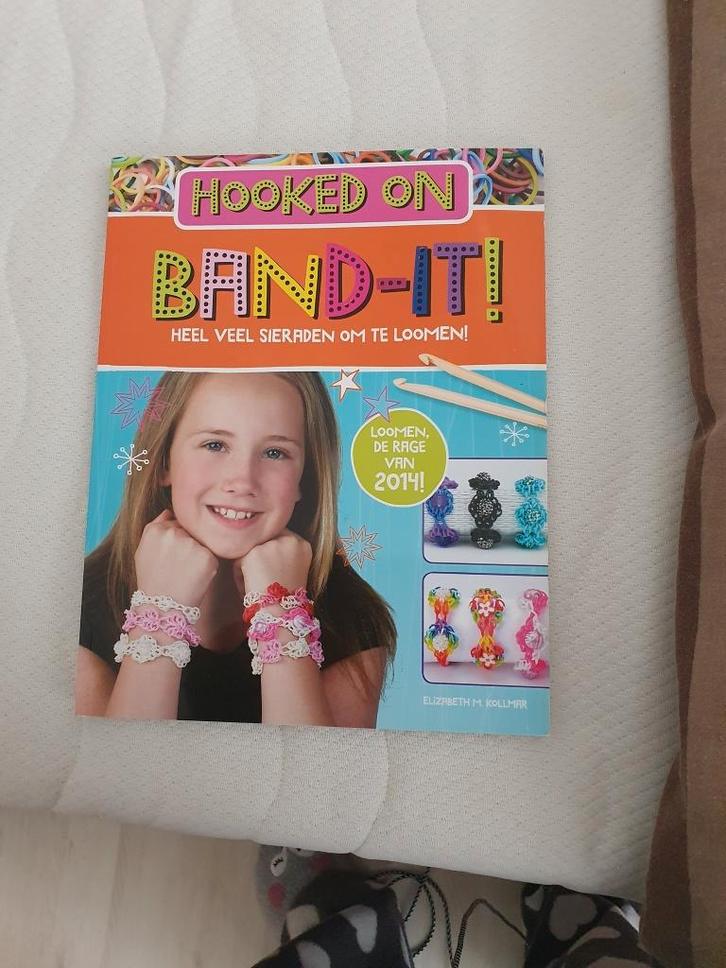 band it boek   (dv10, Boeken, Hobby en Vrije tijd, Gelezen, Ophalen of Verzenden