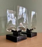 Twee vierkante Disaronno glazen met zwarte voet, Ophalen of Verzenden, Zo goed als nieuw, Overige typen