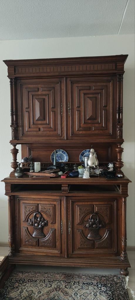 Grote oude kast, gratis ophalen in Assen, Ophalen