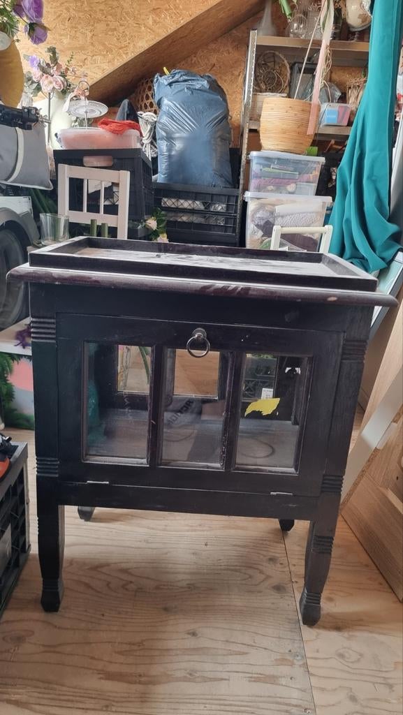 Vintage Bijzettafel / Theekastje met Glazen Deurtjes, Ophalen, Minder dan 55 cm, Gebruikt, Vintage, Klassiek