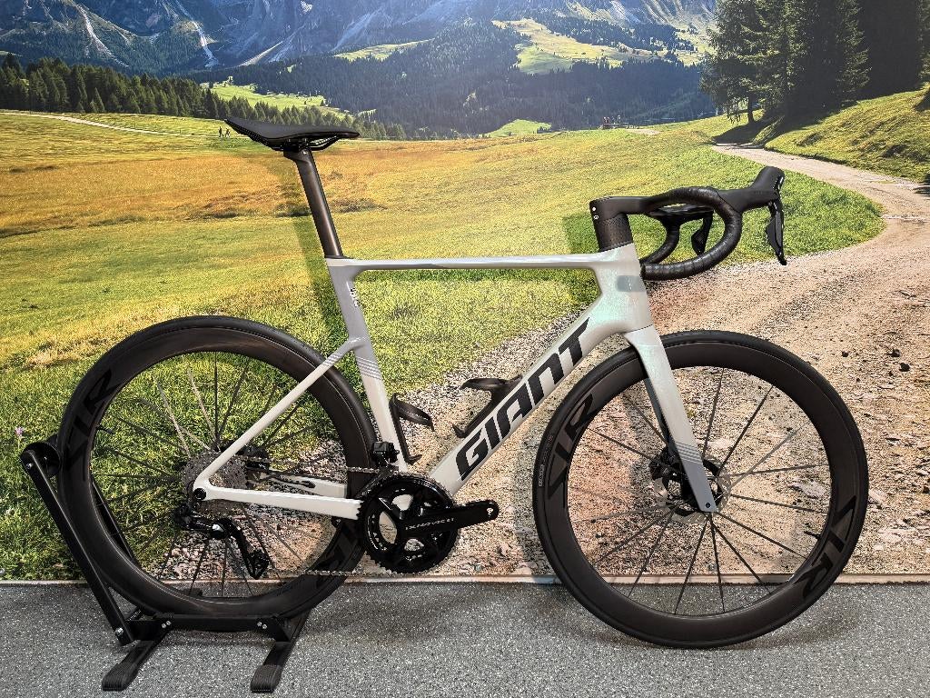 Giant Propel Advanced Pro DA ML 2027 Dura-Ace Di2 € 8.199,-, Ophalen, 28 inch, Carbon, Heren