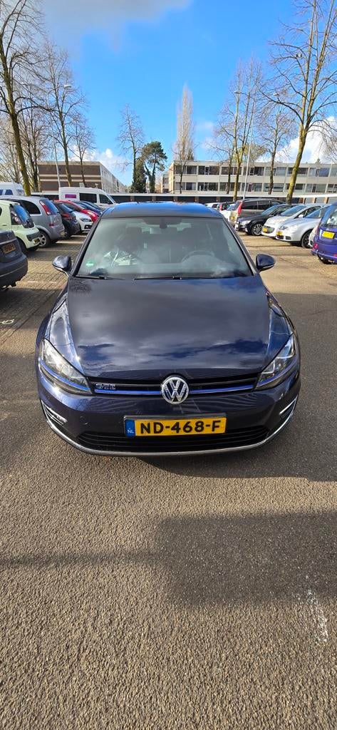 Volkswagen Golf 7 GTE DSG 2016 Blauw pano, Auto's, Volkswagen, Parkeersensor, Zwart, 4 cilinders, Blauw