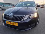 Skoda Octavia Combi 1.0 TSI Ambition Business AUTOMAAT/NAVI/, Stof, 116 pk, Zwart, Origineel Nederlands
