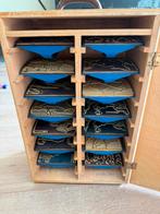 Aardrijkskundestempels in originele kist, Ophalen