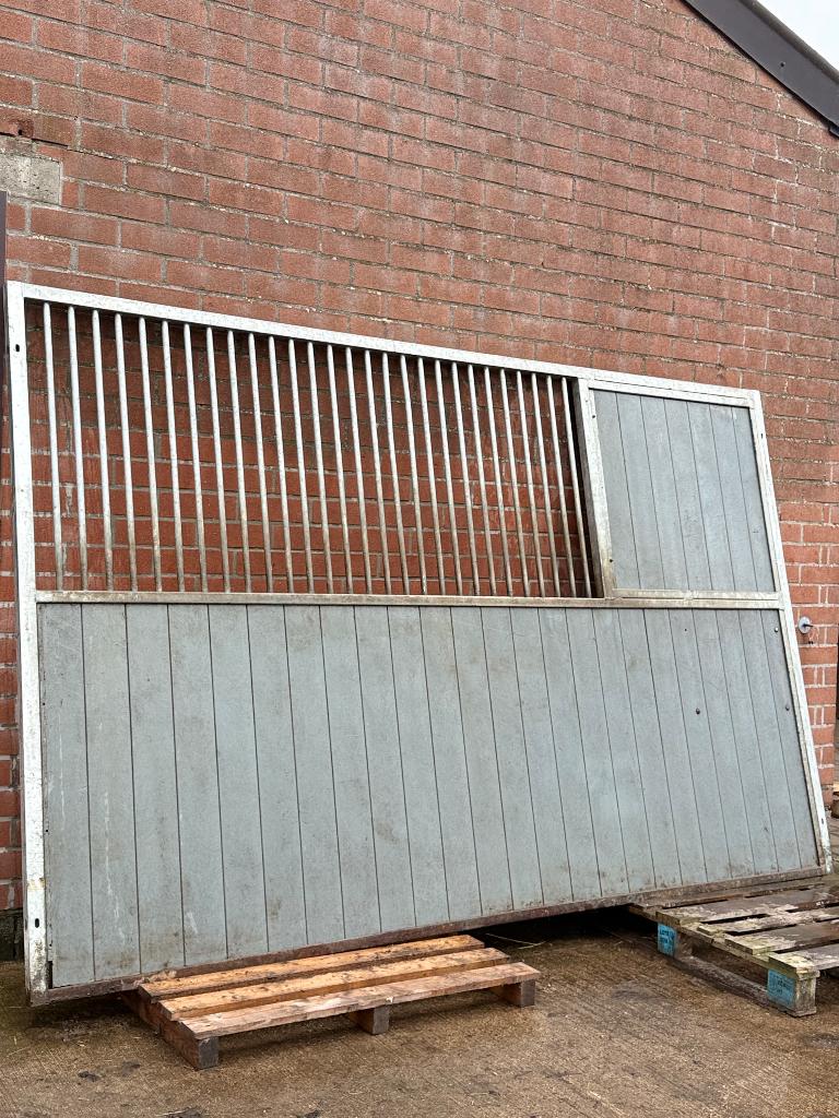 Paarden stallen, Weidegang