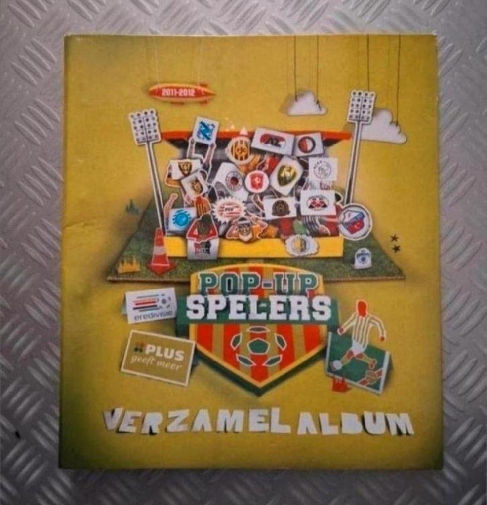 PLUS Pop-Up Spelers Verzamelaalbum 2011-2012, Ophalen of Verzenden, Zo goed als nieuw