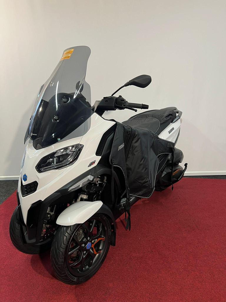 Piaggio 530 MP3 HPE Exclusive Limited Edition, Bedrijf, Handvatverwarming, 12 t/m 35 kW, Scooter