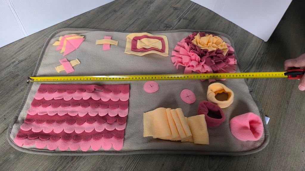 Grote snuffelmat veel variatie, Dieren en Toebehoren, Ophalen of Verzenden, Zo goed als nieuw, Intelligentiespeelgoed