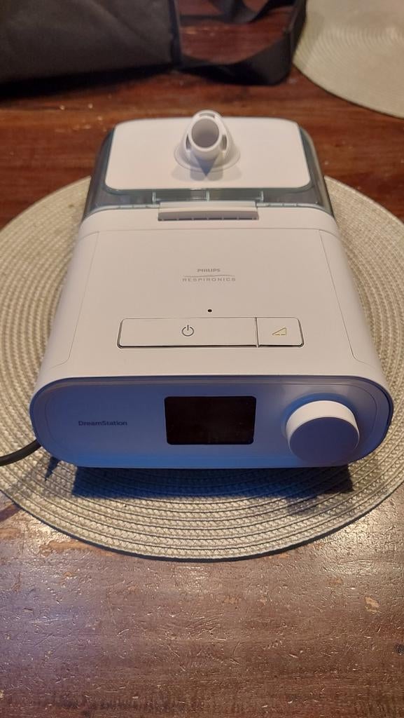 DreamStation CPAP met luchtbevochtiger HH1460/00, Ophalen of Verzenden, Zo goed als nieuw