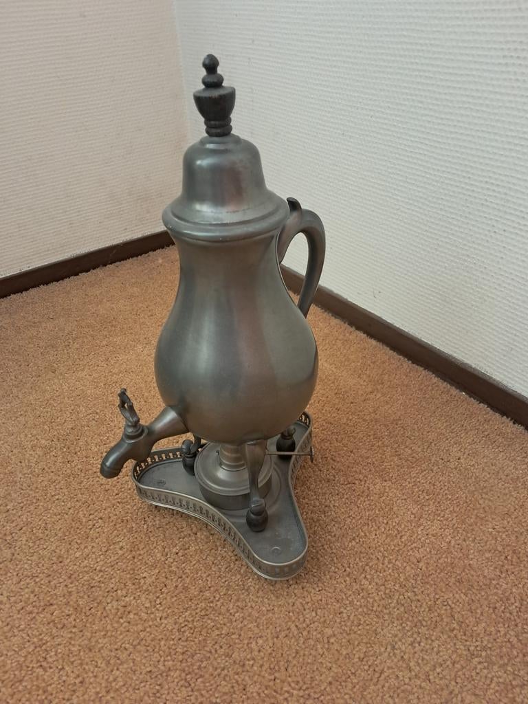 Antieke tinnen kan met kraan en onderstel, Antiek en Kunst, Antiek | Tin, Ophalen