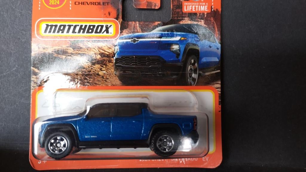 Chevrolet Silverado ev 2024 1:64 3inch Matchbox Pol, Auto, Verzenden, Nieuw, Matchbox@mattel.com