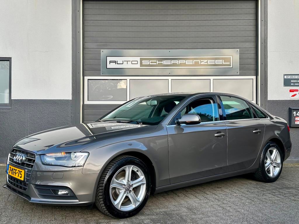 Audi A4 Limousine 1.8 TFSI 170pk Edition I AIRCO I CRUISE I, Voorwielaandrijving, Euro 5, Stof, Gebruikt
