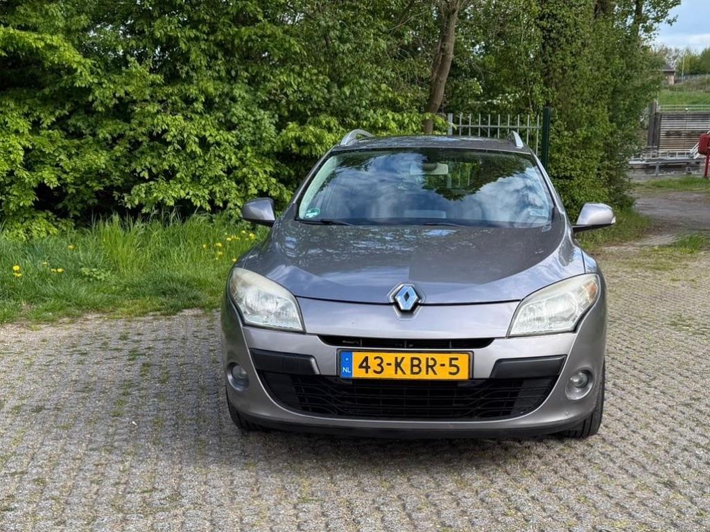 Renault Mégane 1.6 LPG APK TOT 24-10-2026, Auto's, 4 cilinders, Handgeschakeld, 675 kg, 1300 kg