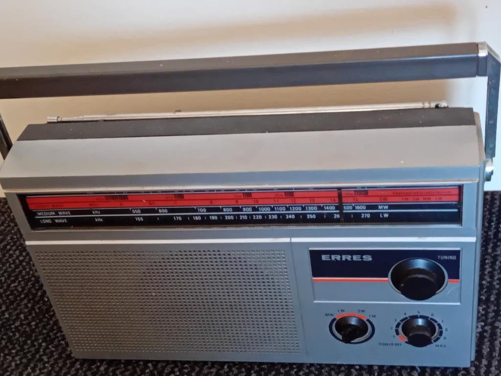Erres radio, Ophalen of Verzenden