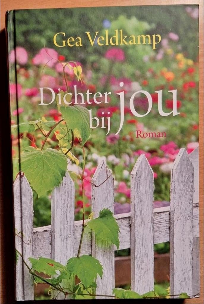 Dichter bij jou - Gea Veldkamp (Roman), Boeken, Ophalen of Verzenden, Zo goed als nieuw, Gea Veldkamp, Nederland