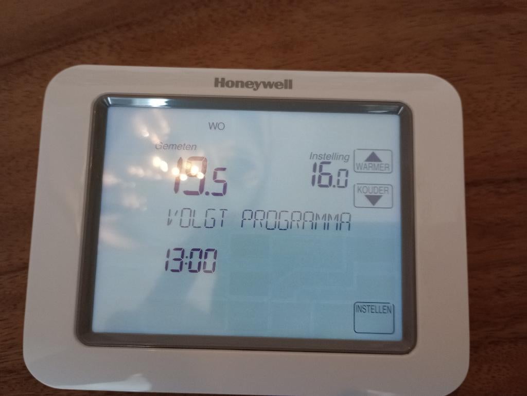 Honeywell klokthermostaat, Doe-het-zelf en Verbouw, Thermostaten, Ophalen of Verzenden, Zo goed als nieuw