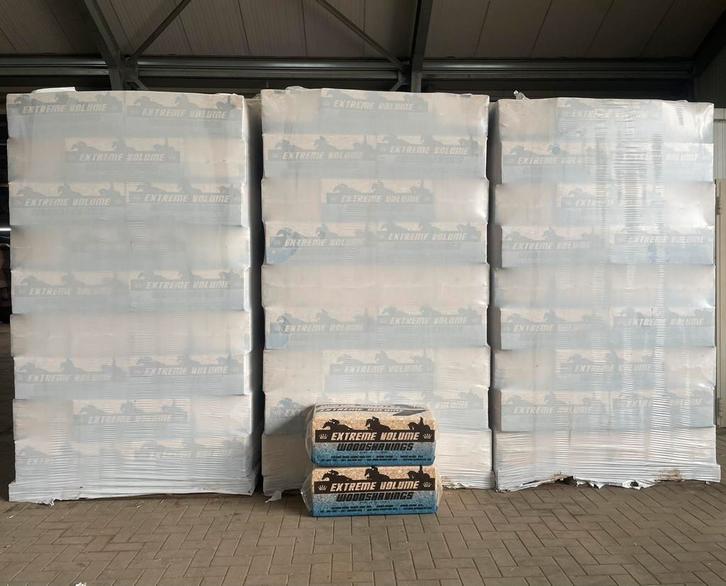 Houtvezel XL - grove vlokken, stalstrooisel, Dieren en Toebehoren, Paarden en Pony's | Overige Paardenspullen, Zo goed als nieuw