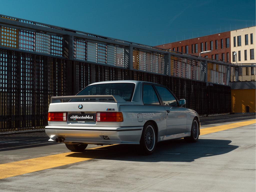 BMW 3 Serie M3 215pk in topstaat (bj 1990), Achterwielaandrijving, Metallic lak, Zwart, Handgeschakeld