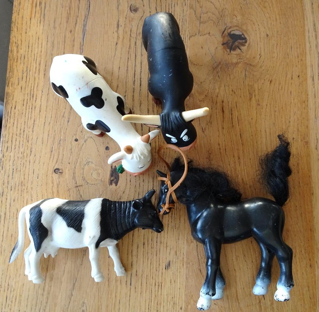 speelgoed paard/koeien 4,=, Ophalen of Verzenden, Zo goed als nieuw, Jongen of Meisje