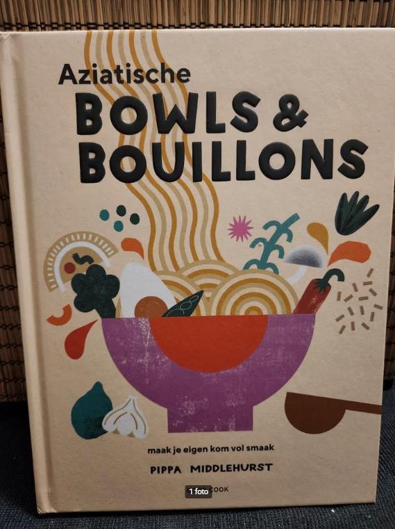 Pippa Middlehurst - Aziatische bowls & bouillons, Boeken, Kookboeken, Zo goed als nieuw, Overige gebieden, Ophalen of Verzenden