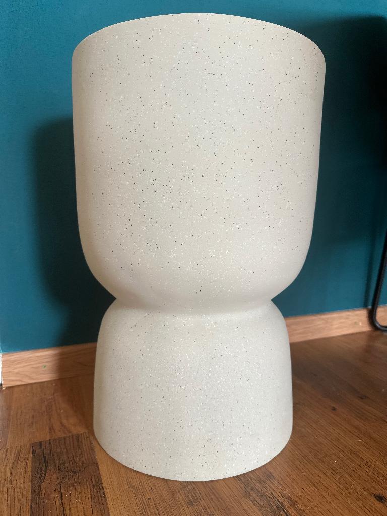 Bloempot Lione Kwantum off white, Rond, Binnen, Zo goed als nieuw, Aardewerk