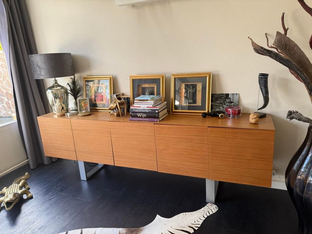 Notenhouten dressoir - Italiaans design (250x50x80 cm), Huis en Inrichting, Gebruikt, Ophalen of Verzenden, 200 cm of meer, Overige houtsoorten