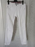 Witte dames broek, maat 31, Kleding | Dames, Broeken en Pantalons, Maat 38/40 (M), Wit, Ophalen of Verzenden, Zo goed als nieuw