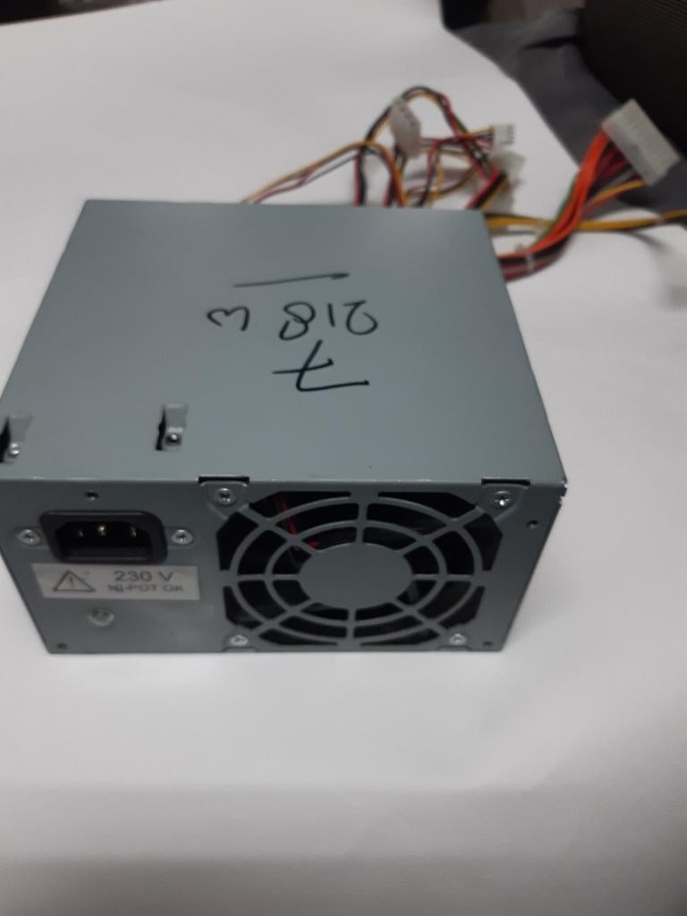voeding computer 218 watt       teuge, Ophalen, Gebruikt