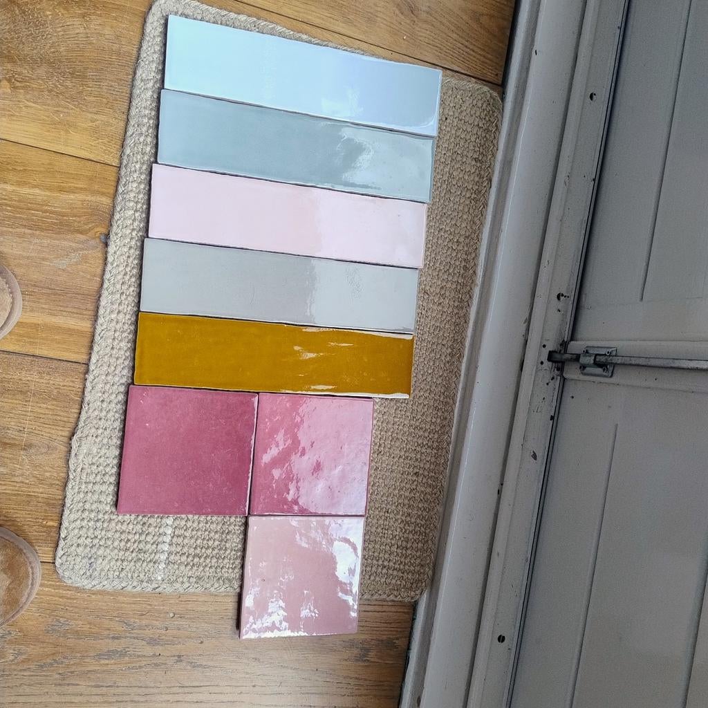 Leuke gekleurde tegels, Doe-het-zelf en Verbouw, Tegels, Ophalen, 60 cm of meer, Keramiek, Minder dan 5 m²