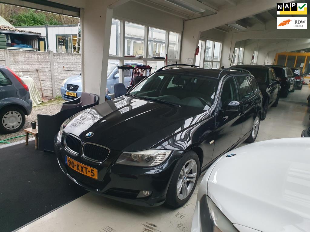 BMW 3-serie Touring 320i Business Line Automaat Inruil Mogel, Automaat, 4 cilinders, 1435 kg, Zwart