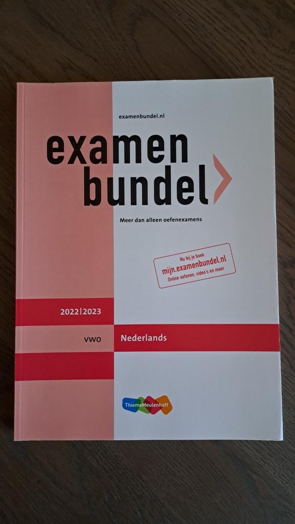Examenbundel Nederlands VWO, Ophalen of Verzenden, Zo goed als nieuw, VWO