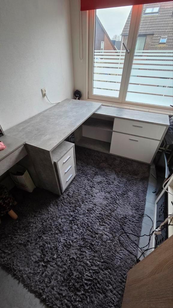 Modern Hoekbureau Betonlook met Verrijdbaar Kastje, Huis en Inrichting, Bureaus, Gebruikt, Hoekbureau, Overige merken, Modern