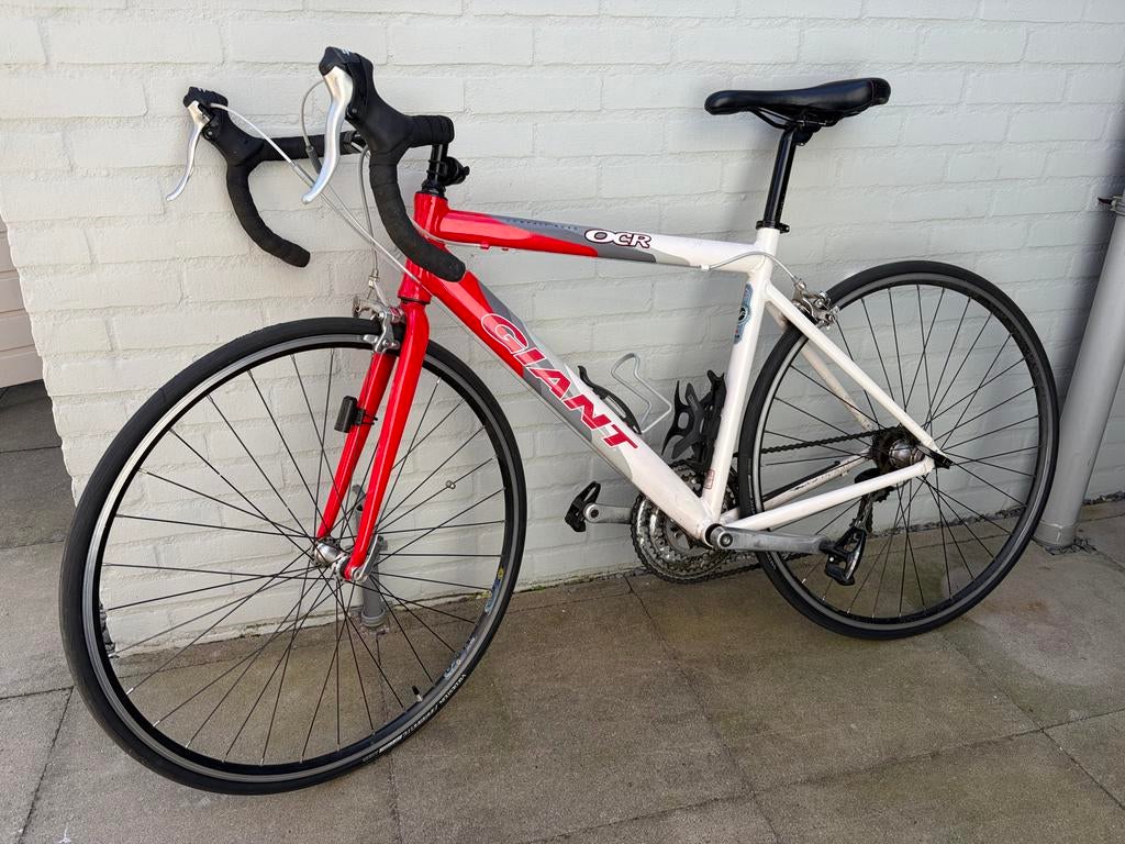 Giant Racefiets - Rood/Wit - Maat M - nette staat, Fietsen en Brommers, Fietsen | Racefietsen, Ophalen, 28 inch, Gebruikt, Aluminium