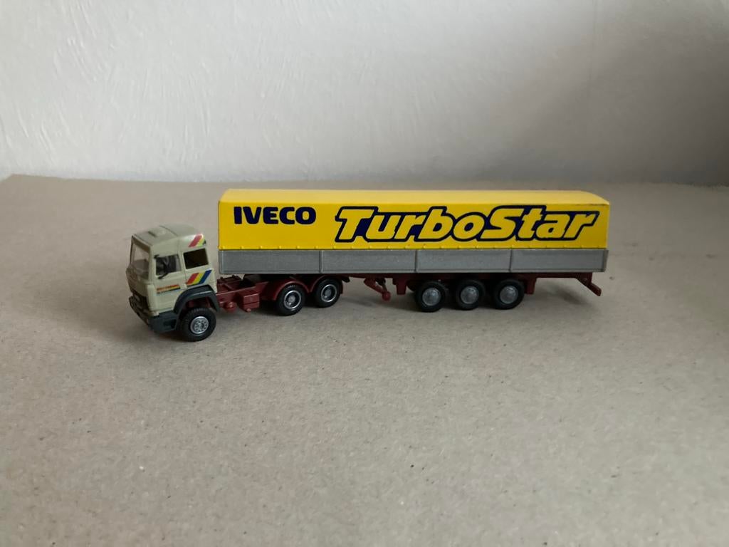 Iveco Turbostar Truck met Oplegger - Modelauto, Overige merken, 1:50 of kleiner, Nieuw, Ophalen of Verzenden