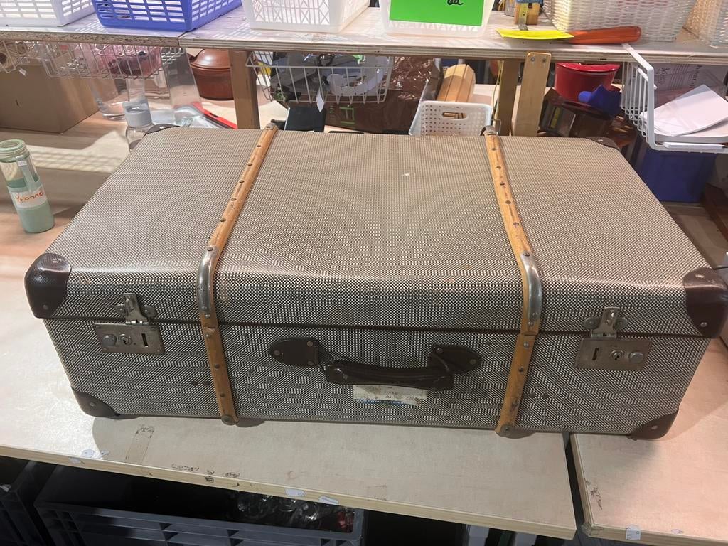Prachtige vintage reiskoffer met houten omlijsting, Gebruikt, Z, Ophalen of Verzenden, X