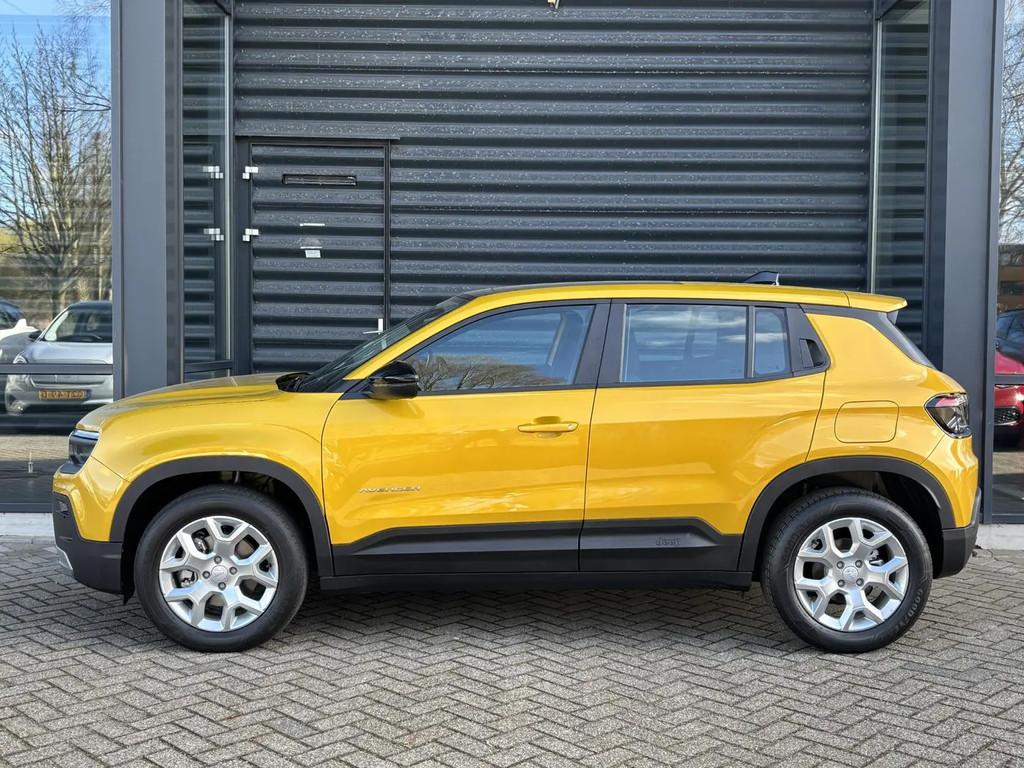 Jeep Avenger Altitude 54 kWh € 41.395,00, Auto's, Jeep, Automaat, Leder, Nieuw, Parkeersensor