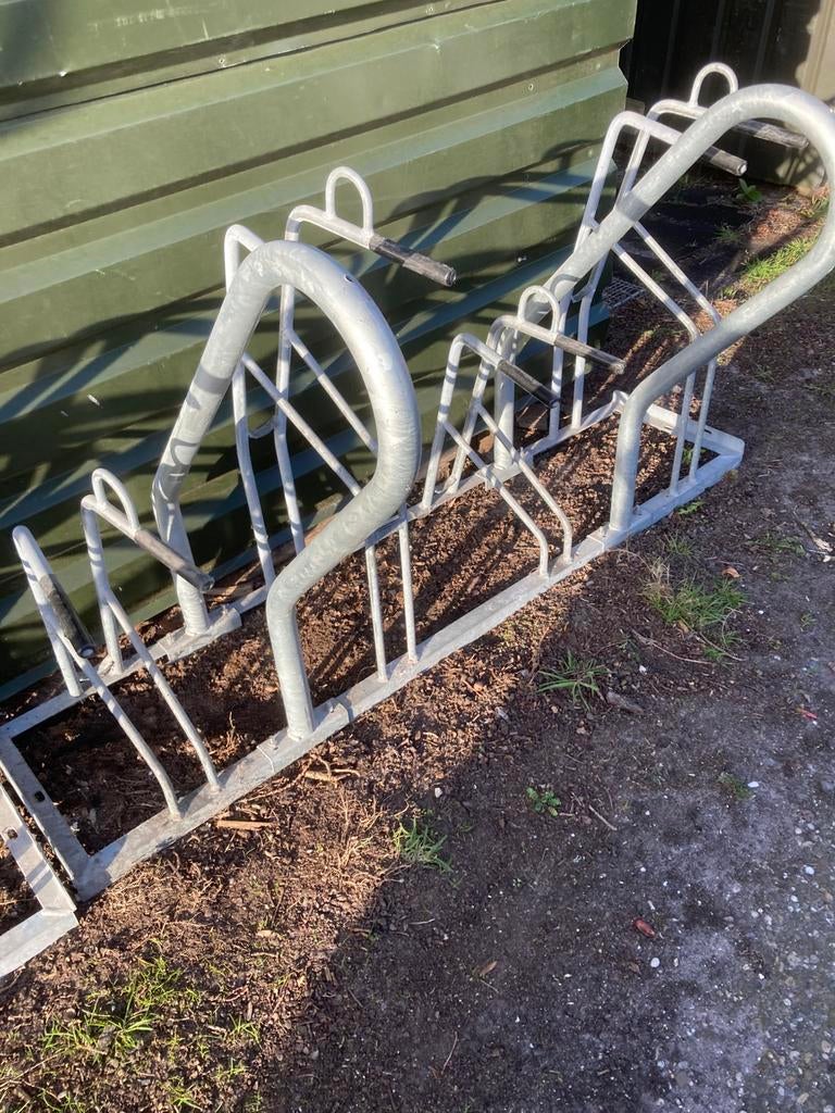 Fietsenrek, Ophalen, Zo goed als nieuw