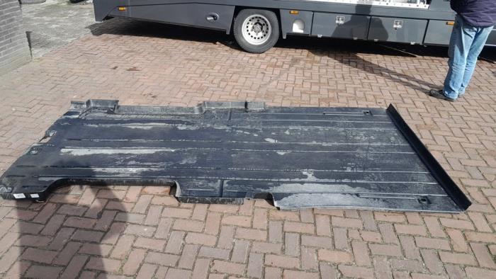 Vloerplaat bagageruimte van een Ford Transit, Gebruikt, -, -, Ophalen of Verzenden