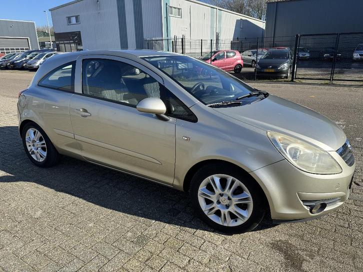 Opel Corsa 1.2 16V 3D WR 2006 Beige, Auto's, Opel, Particulier, Corsa, ABS, Adaptive Cruise Control, Airbags, Airconditioning